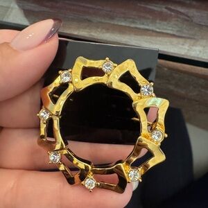 Vintage Monet Elegant Gold and Silver Brooch